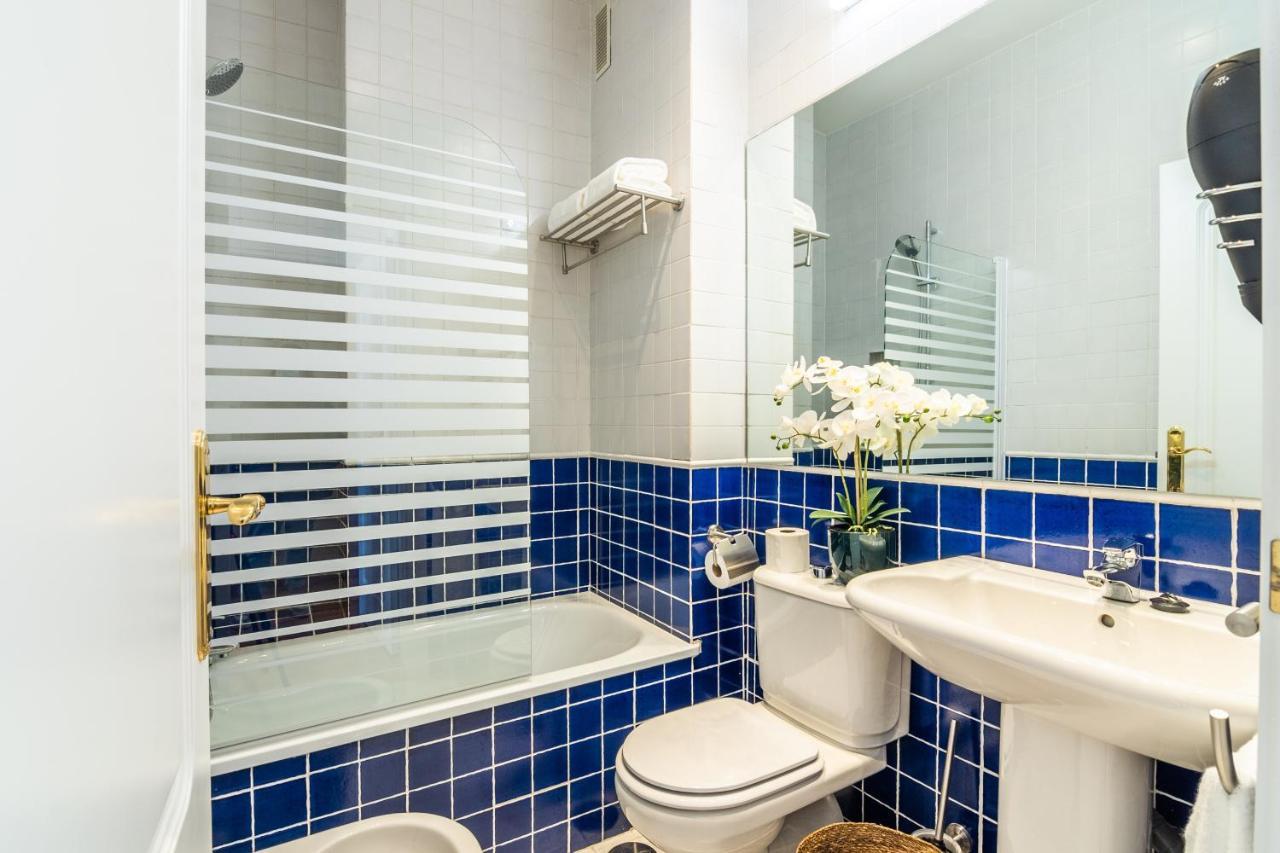 Tuguest Isabel La Catolica Apartment กรานาดา ภายนอก รูปภาพ