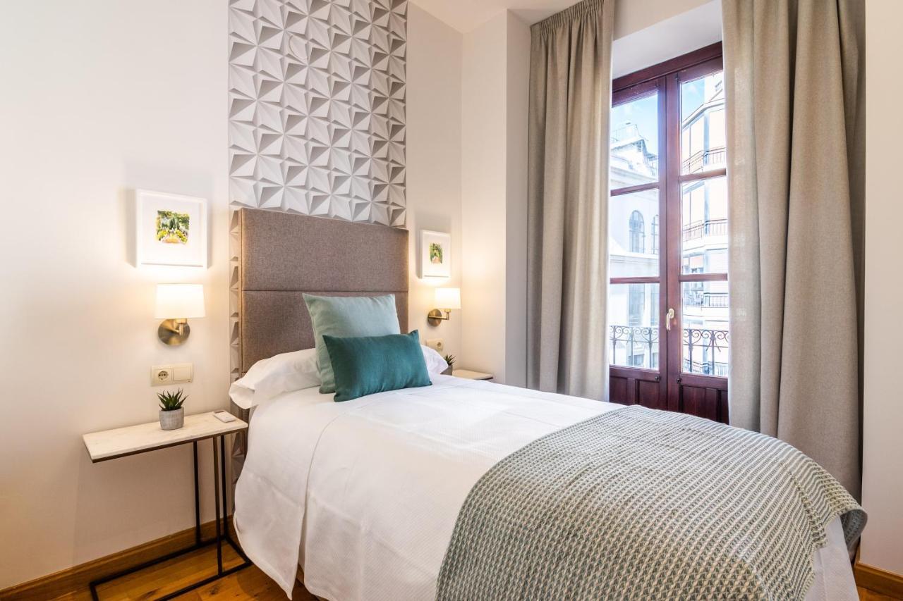 Tuguest Isabel La Catolica Apartment กรานาดา ภายนอก รูปภาพ